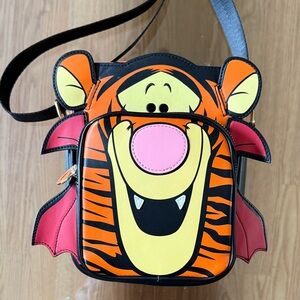 Loungefly Disney Winnie the Pooh Tigger Vampire crossbody Passport Bag